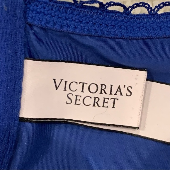 Victoria’s Secret Blue Polka Dot Demi Bra 34D - Picture 5 of 9